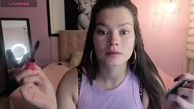 Sara valderrama  online show from July 31, 2026, 1:10 pm
