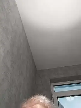 HapinessLovee online show from February 1, 2026, 5:49 am