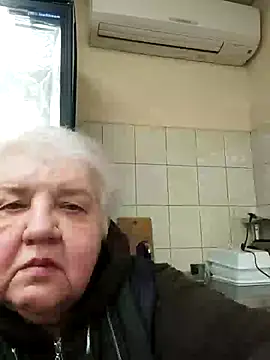 HapinessLovee online show from December 23, 2025, 6:23 am