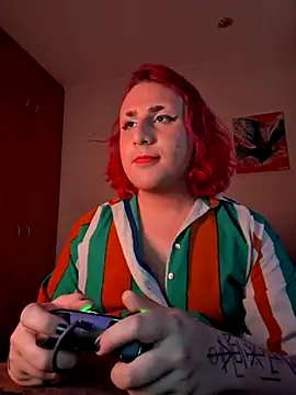 alien ate red online show from December 18, 2025, 9:07 pm