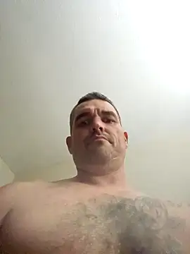 Lee trippy online show from April 2, 2026, 3:13 am