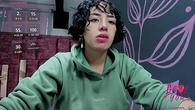 Kiara Fox   online show from February 26, 2026, 8:31 pm