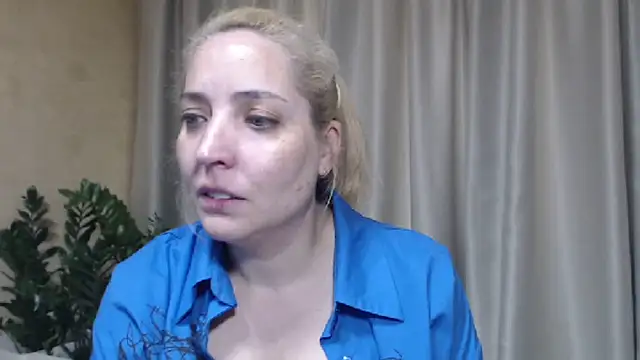 sweetpussy online show from June 18, 2026, 3:17 pm