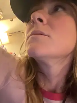 alluringpixie online show from March 10, 2026, 11:36 am