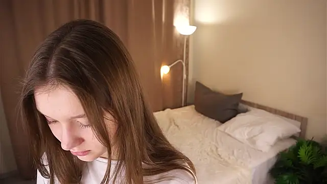 IrenaZeiler online show from February 3, 2026, 5:05 am