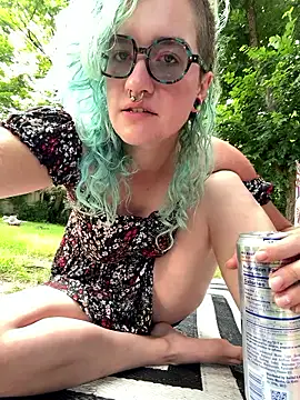 rosiebuddy online show from June 2, 2026, 8:20 pm