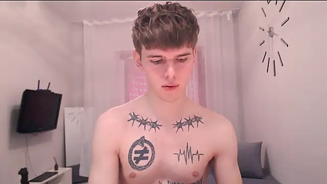 Fredd Xanders online show from May 11, 2026, 3:52 am