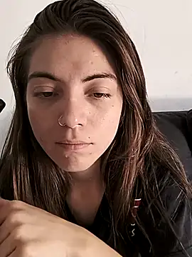 Ceciihot online show from December 16, 2025, 6:34 pm