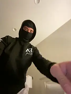 phantom898983 online show from March 19, 2026, 5:07 am