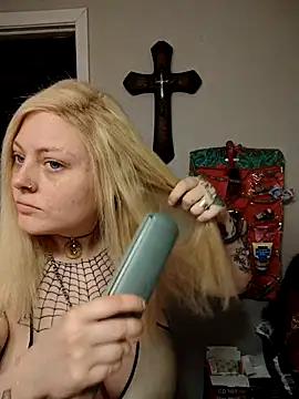 Snapshot of SpiderRose chatting on February 26, 2026, 3:34 pm SpiderRose online show from February 26, 2026, 3:34 pm