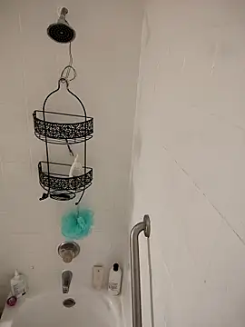 Snapshot of SpiderRose chatting on February 5, 2026, 8:59 pm SpiderRose online show from February 5, 2026, 8:59 pm