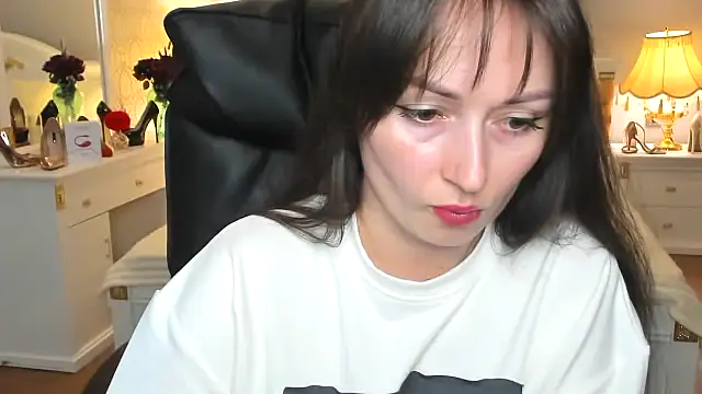 RosiAlina online show from June 12, 2026, 8:12 am