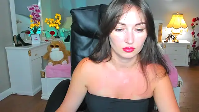 RosiAlina online show from August 6, 2026, 6:41 am
