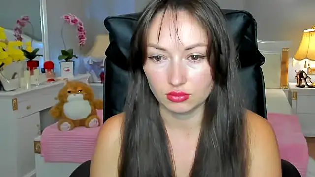 RosiAlina online show from July 20, 2026, 6:32 am