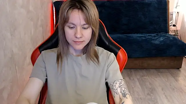 MiaBun1 online show from June 9, 2026, 3:07 am