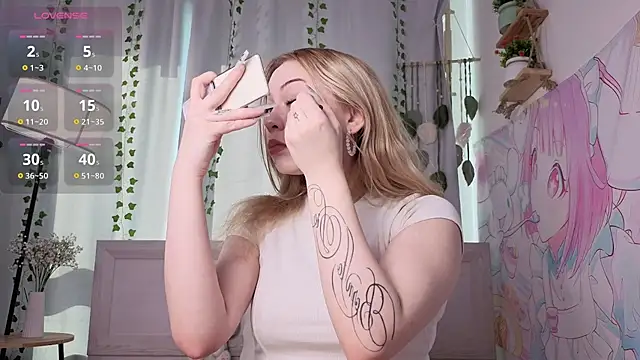 kaity berry online show from March 21, 2026, 8:19 am