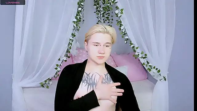 winxxxyy online show from February 1, 2026, 5:17 am