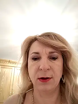 Snapshot of AhlyssaLove1155 chatting on March 13, 2026, 3:55 am AhlyssaLove1155 online show from March 13, 2026, 3:55 am