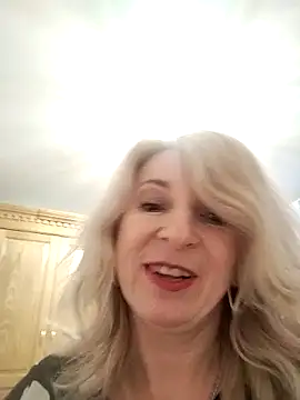 Snapshot of AhlyssaLove1155 chatting on March 19, 2026, 5:13 pm AhlyssaLove1155 online show from March 19, 2026, 5:13 pm