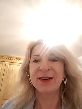 Snapshot of AhlyssaLove1155 chatting on March 16, 2026, 3:14 am AhlyssaLove1155 online show from March 16, 2026, 3:14 am