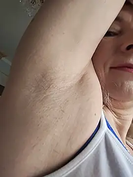 AhlyssaLove1155 online show from June 22, 2026, 3:01 am