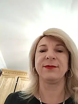 AhlyssaLove1155 online show from July 23, 2026, 3:04 am