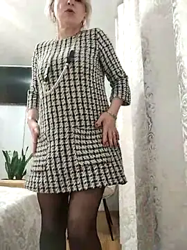 Snapshot of AhlyssaLove1155 chatting on February 13, 2026, 3:56 pm AhlyssaLove1155 online show from February 13, 2026, 3:56 pm