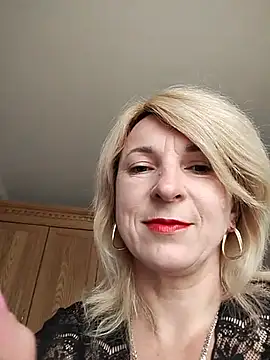 AhlyssaLove1155 online show from July 4, 2026, 1:48 pm