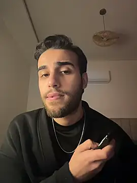 2HARDKURT online show from December 14, 2025, 7:30 pm