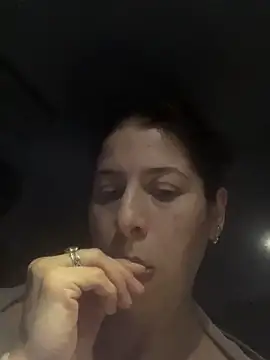 coupledeea online show from February 20, 2026, 7:38 pm