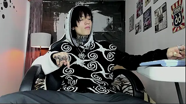 koryu skull online show from March 18, 2026, 9:59 pm