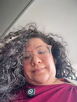 Snapshot of VanesssaMilf_ chatting on June 18, 2026, 1:59 am VanesssaMilf online show from June 18, 2026, 1:59 am
