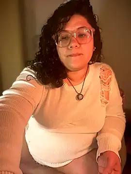 VanesssaMilf  online show from February 12, 2026, 3:50 am