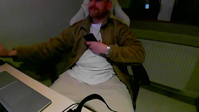 Snapshot of bigCock91420 chatting on March 1, 2026, 5:51 am bigCock91420 online show from March 1, 2026, 5:51 am