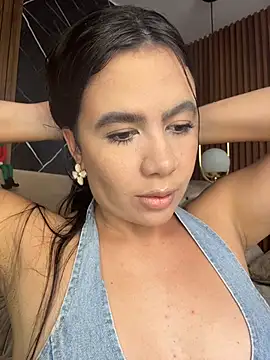 ValentinaEliot online show from December 18, 2025, 1:33 am