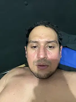 Snapshot of DarkOnebaki- chatting on December 19, 2025, 7:11 am DarkOnebaki- online show from December 19, 2025, 7:11 am