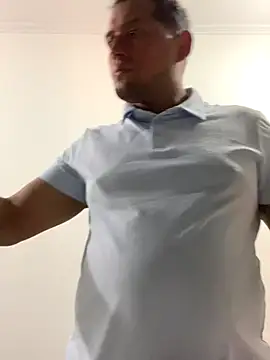 Snapshot of DarkOnebaki- chatting on January 8, 2026, 4:18 am DarkOnebaki- online show from January 8, 2026, 4:18 am