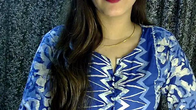 Exotic tanvi online show from May 5, 2026, 5:21 am