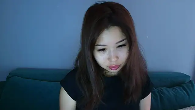 kimyjina online show from July 13, 2026, 3:39 am