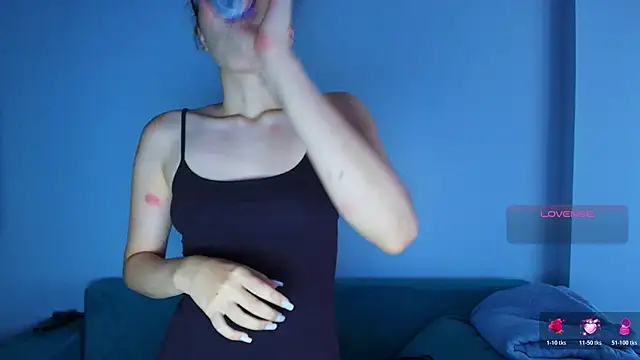 kimyjina online show from August 1, 2026, 3:15 am