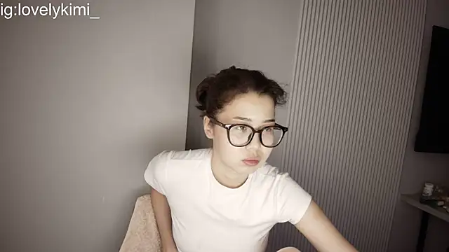 kimyjina online show from July 20, 2026, 3:14 am