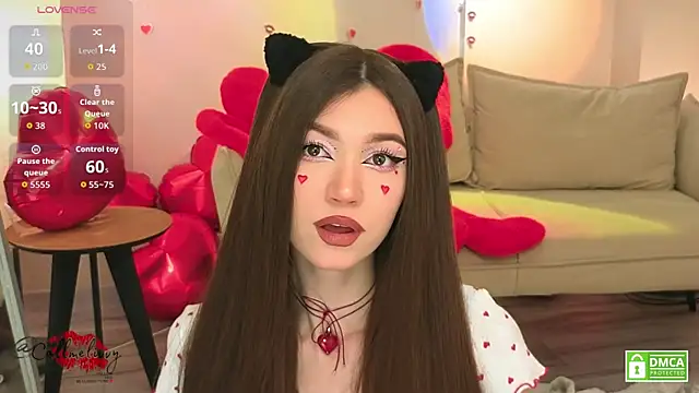 oliviaah  online show from February 14, 2026, 3:23 pm