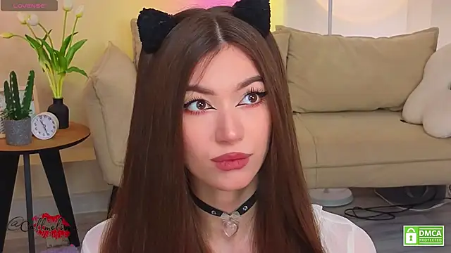 oliviaah  online show from May 3, 2026, 2:53 pm