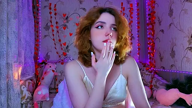 Snapshot of Ari_Meow chatting on March 21, 2026, 5:28 pm Ari Meow online show from March 21, 2026, 5:28 pm