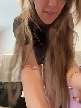 CelestialRuby online show from October 18, 2025, 2:52 pm