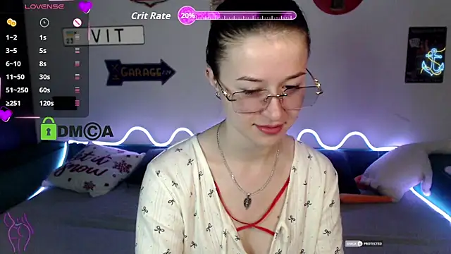 Bellaa Dream1 online show from May 17, 2026, 6:41 pm