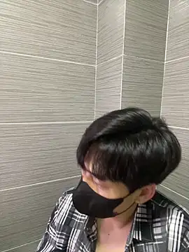 kimze7 online show from March 6, 2026, 3:29 pm