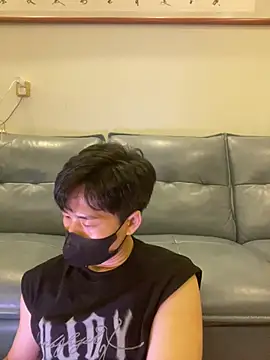 kimze7 online show from June 21, 2026, 1:50 pm
