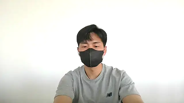 kimze7 online show from June 8, 2026, 2:23 am