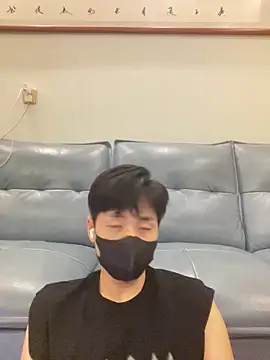 kimze7 online show from June 19, 2026, 2:12 pm